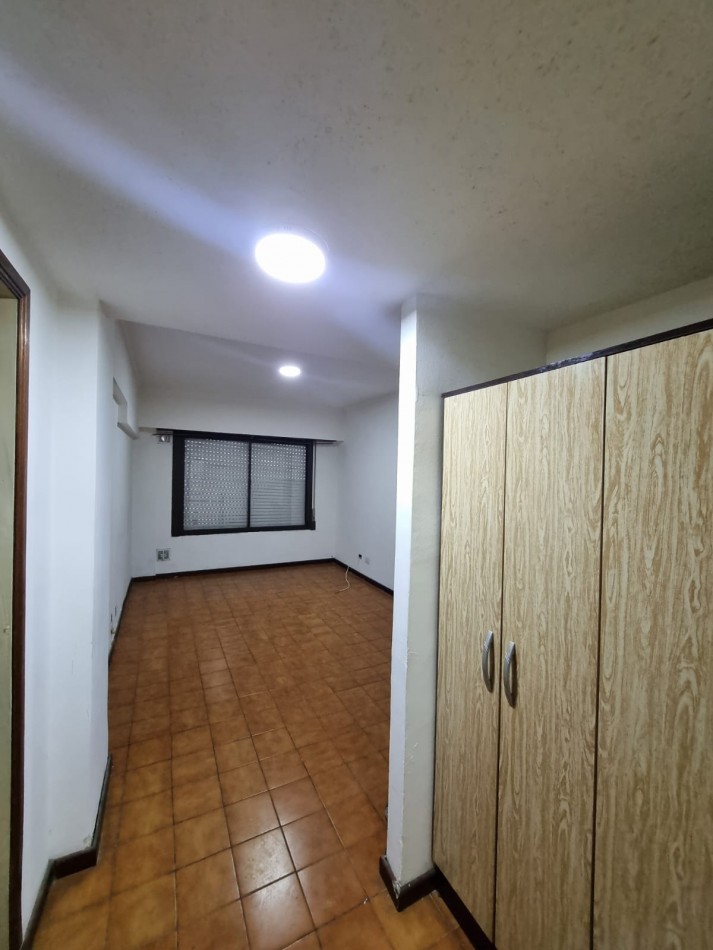 2 amb Lateral z/Santa Fe y Falucho