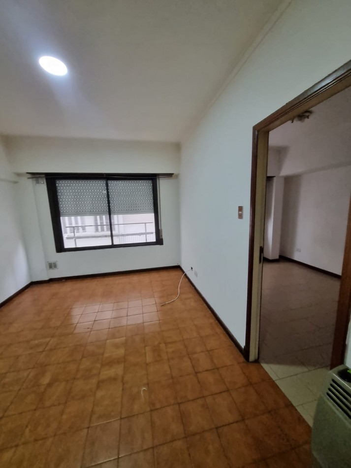 2 amb Lateral z/Santa Fe y Falucho