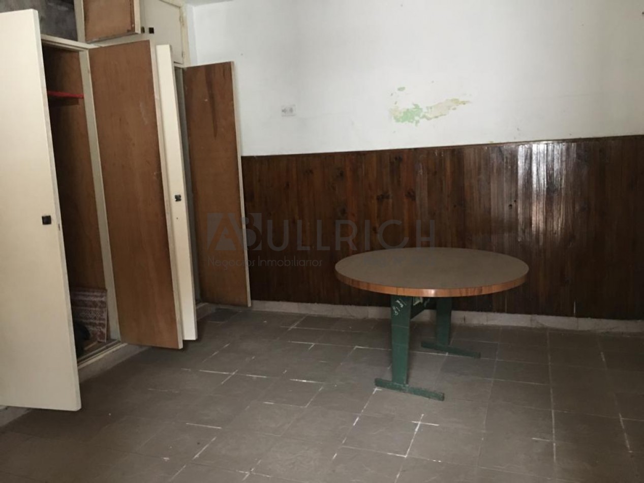 Chalet a metros de Av Luro y Champagnat