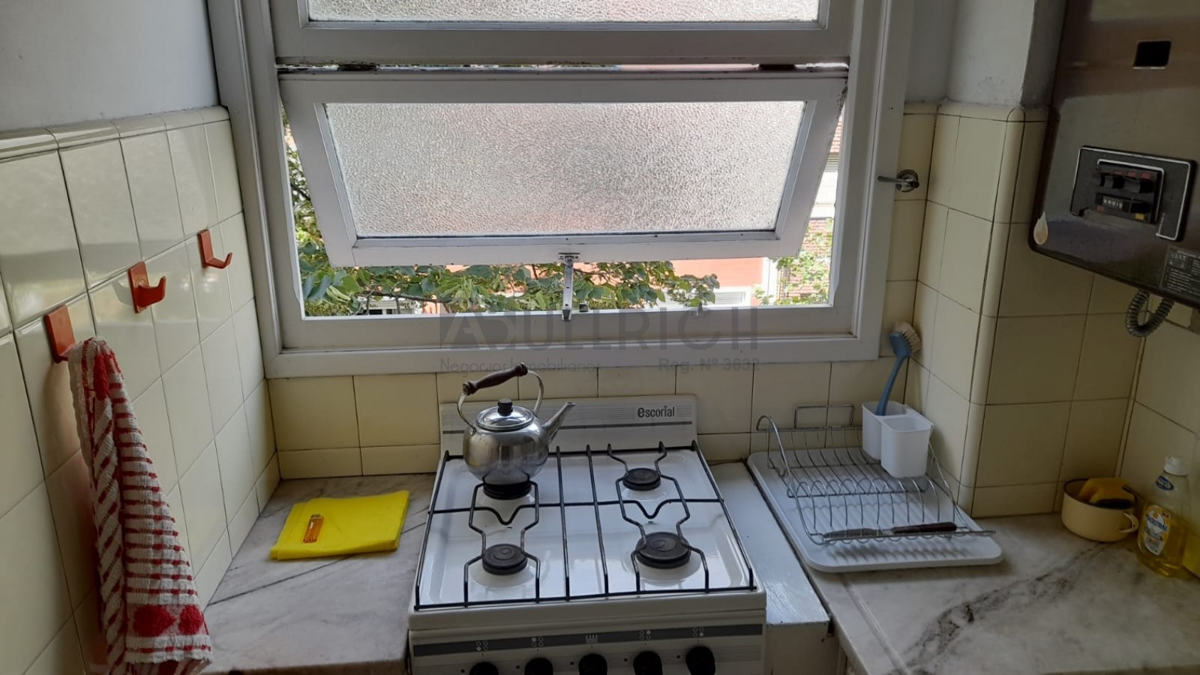 1 amb. al frente c/balcon BROWN Y CORRIENTES