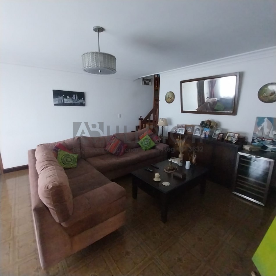 Chalet zona San Carlos