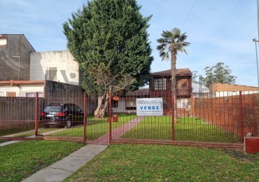 Impecable chalet sobre lote de 12 x 25